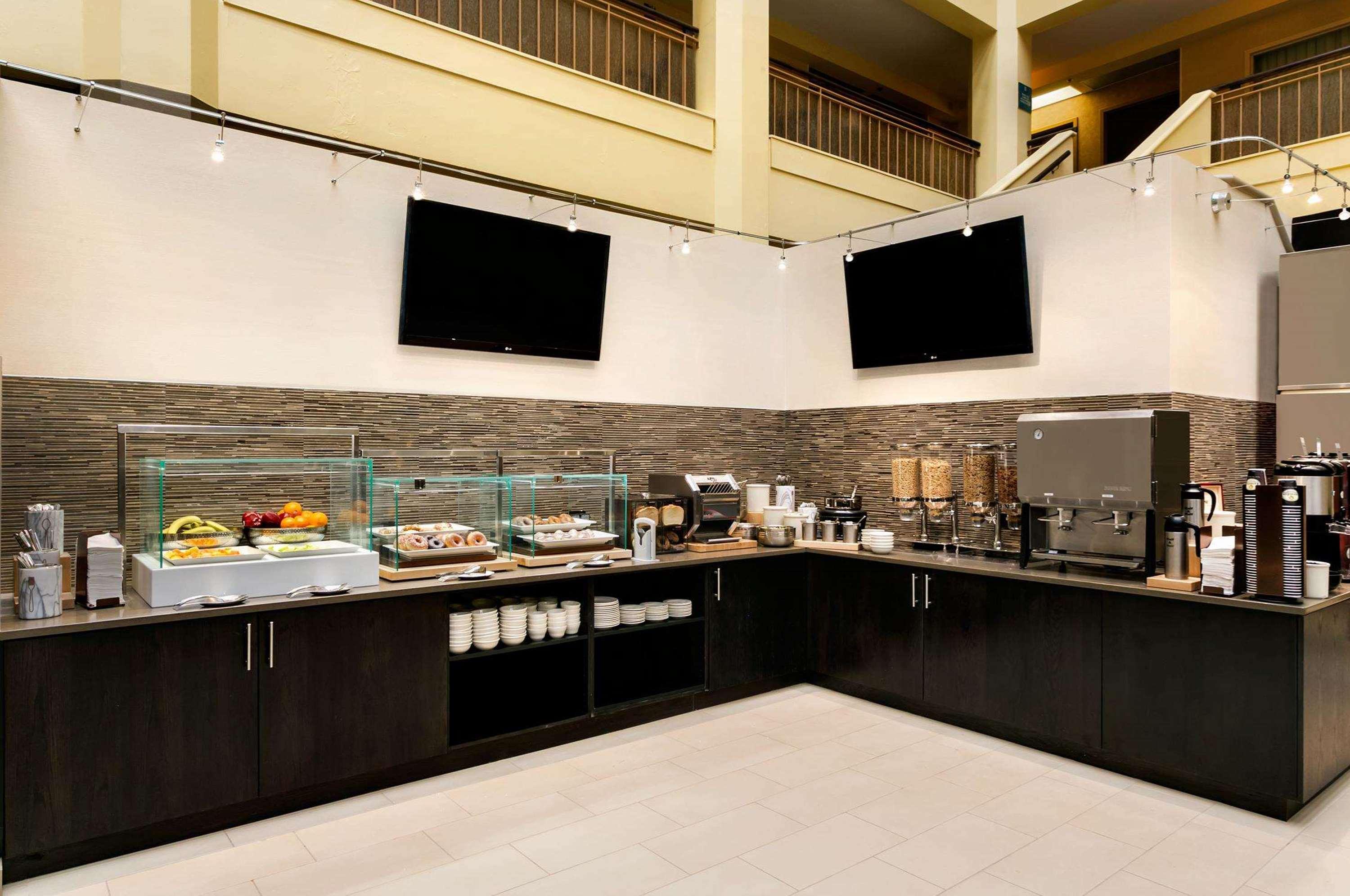 Embassy Suites By Hilton Chicago North Shore Deerfield Eksteriør bilde